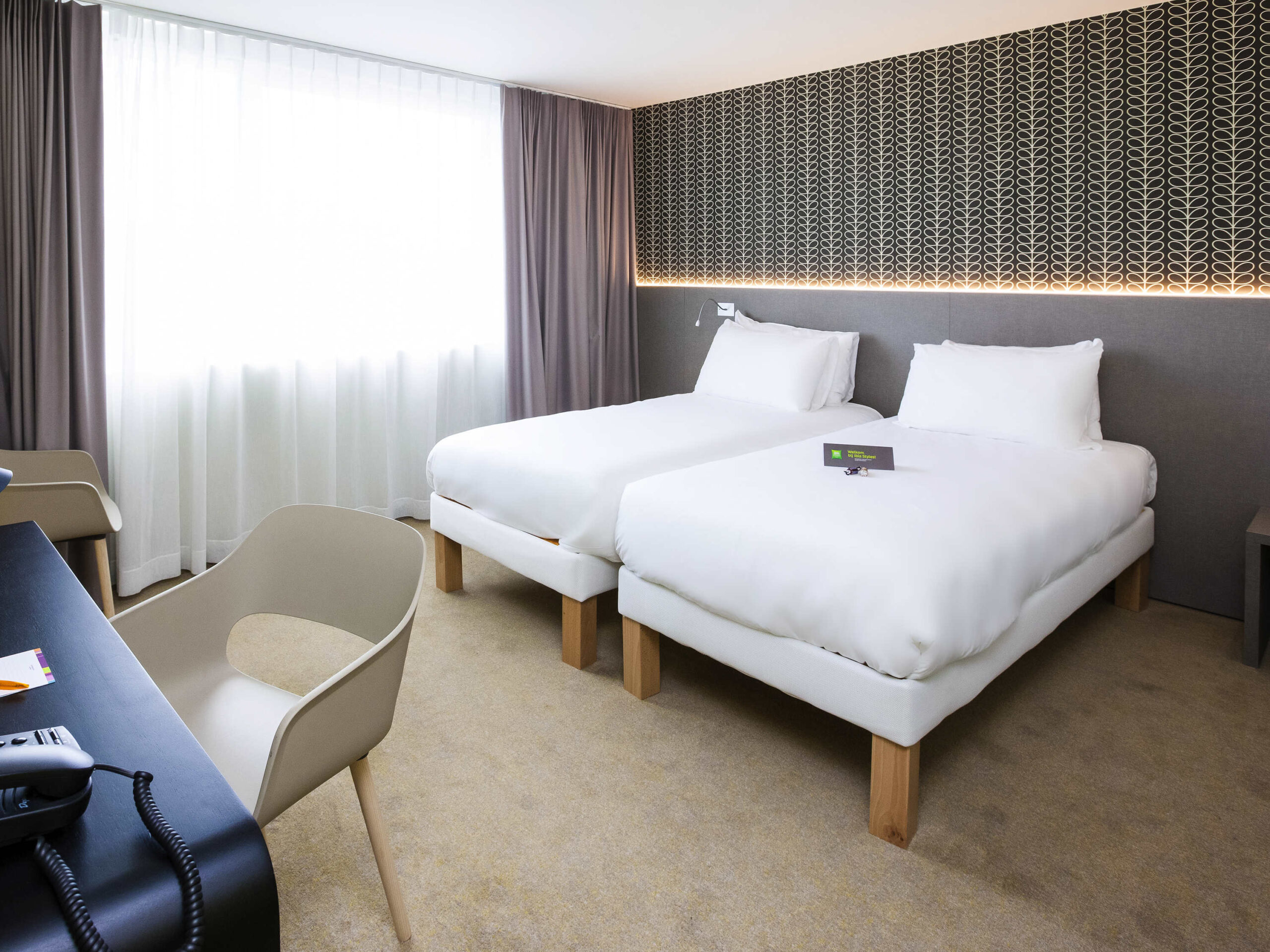 http://www.accorhotels.com/A240